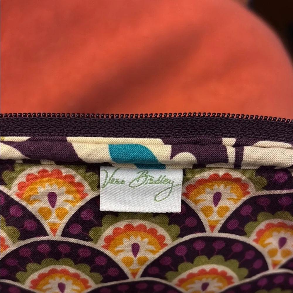 Vera Bradley Quilted Cosmetic/jewelry organizer - Picture 4 of 5